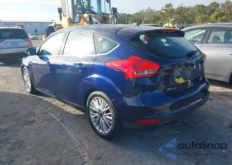 2016 Ford Focus Titanium from USA, damaged, VIN 1FADP3N25GL287908